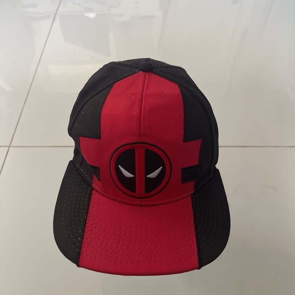 Deadpool Marvel Comics Red and Black Snapback Hat, One Size